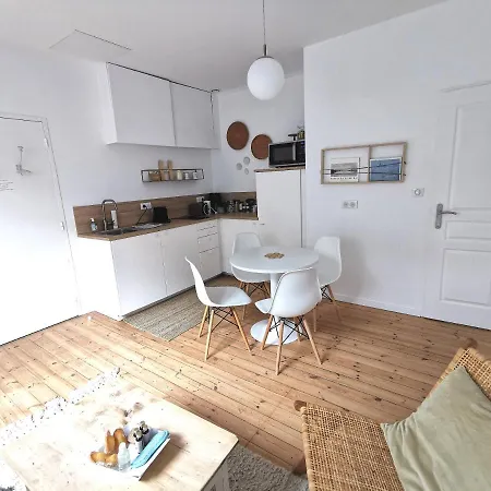 Le Repaire Du Cap-hornier Apartment *